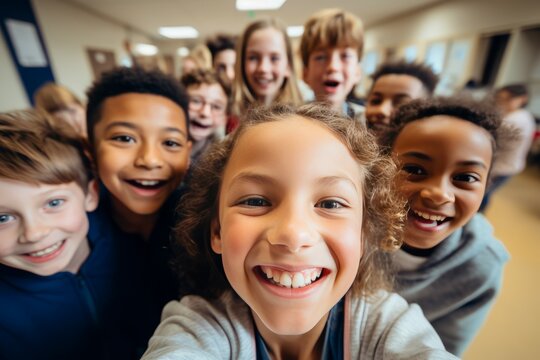 Kids taking a picture together in a co-ed school
