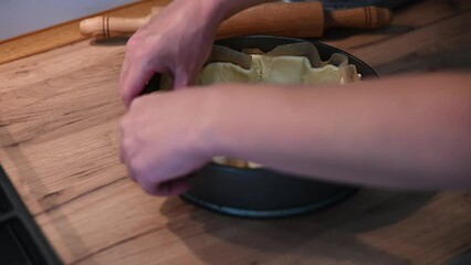 Forming sides from shortcrust pastry at home