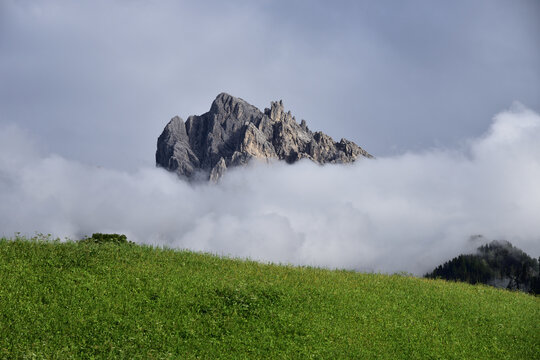 Picco's Ridge Path Piccos-Bilder: Stock-Fotos & -Videos. | Adobe Stock