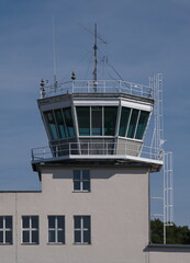 Tower des ehemaligen Flugplatzes Gatow - 652350550