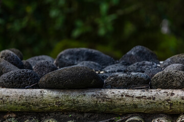Pierre volcanique pour barbecue naturel 