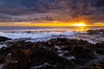 Obraz premium sunset over the sea