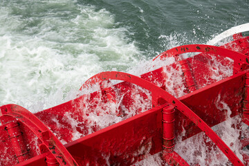 フェリーにあるスクリュー