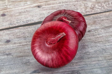 Ripe violet onion for cooking