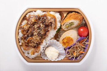 牛めしとアスパラチーズカツの弁当