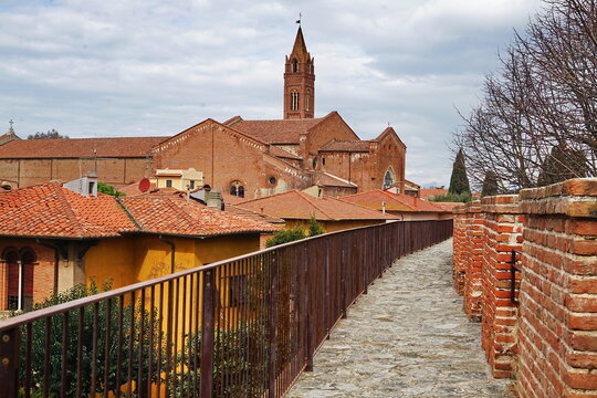 Church of San Francesco in Pisa, Tuscany, Italy