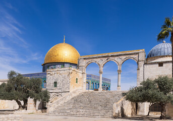Fototapeta na wymiar Jerusalem, Islamic shrine Dome of Rock located in the Old City on Temple Mount near Western Wall.