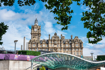 Monumental buildings of Victorian style in the unesco city of Edinburgh, Scotland.
