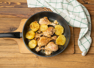 Fried Chicken Drumsticks, Homemade Poultry Legs, Baked Hen Meat, Fried Chicken Drumstick