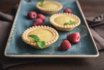 Mini tarts with  lemon and custard  filling
