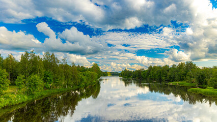 Rzeka ,gdzies w Finlandii