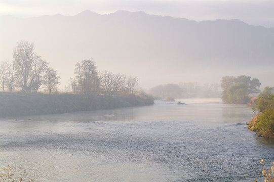 Chikuma River in the morning mist, before dawn in early winter, like an unspoiled landscape.