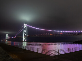 ホテルから見た夜の明石海峡大橋