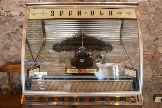 Rocola antiguo de vinilos 