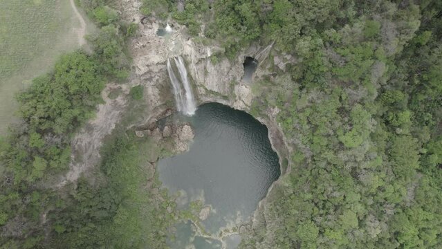 Cascada de El Salto  en la Huasteca Potosina, San Luis Potos&iacute; , m&eacute;xico 