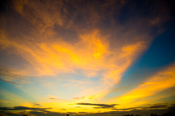 Fototapeta na wymiar Beautiful orange evening sky