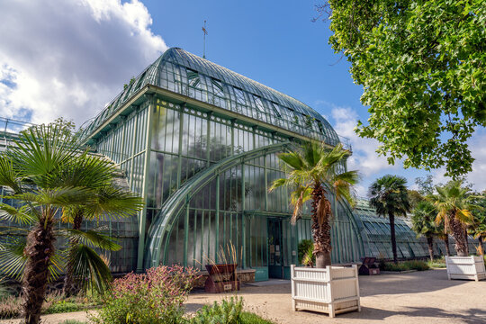 Old Greenhouse at the Jardin des Serres d'Auteuil in summer. This botanical gaden is a public park located in Paris, France