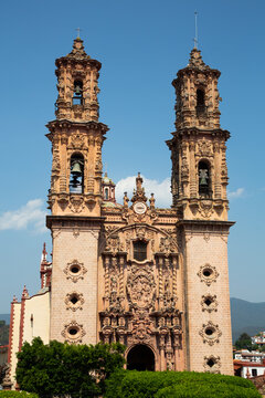 Churrigueresque Style Towers, Church of Santa Prisca de Taxco, founded 1751, UNESCO World Heritage Site, Taxco, Guerrero, Mexico