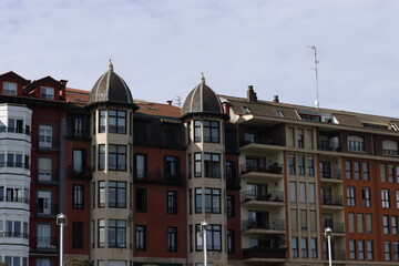 Urban environment in the estuary of Bilbao