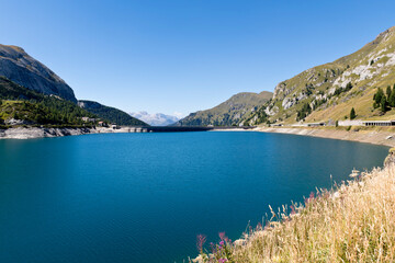 Fototapeta premium Tranquil, calm lake in the Dolomites, Italy