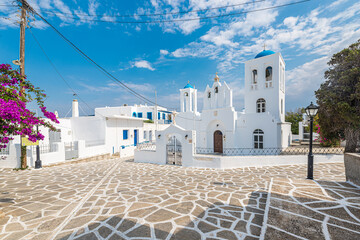 Marmara village in Paros, Greece. - 653294714