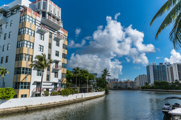 Obraz premium Miami Beach, Florida, USA - Helen Mar Condo in Mid-Beach.