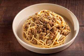 Spaghetti pasta with ground meat.