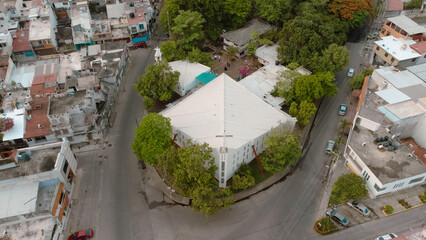 Fototapeta premium Vista aérea de Iglesia Atasta y Tabasco 2000 en Villahermosa, Tabasco México.