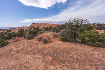 hiking the upheaval dome trail, canyonlands national park, usa