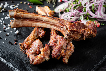 ribs with fresh vegetables and spice