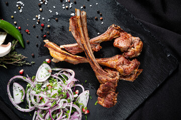 ribs with fresh vegetables and spice