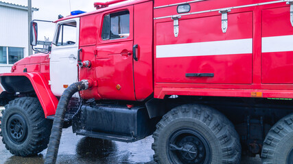 An all-terrain fire truck for the delivery of firefighters to the place of fire and the supply of...