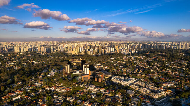 Bairro Morumbi S&atilde;o Paulo faculdade israelita de ciencias , consulado republica fed da alemanha 