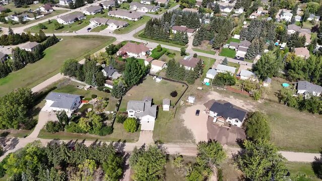 Embark on an aerial journey over Waldheim, Saskatchewan. Through this drone footage, immerse yourself in the town's pastoral beauty.