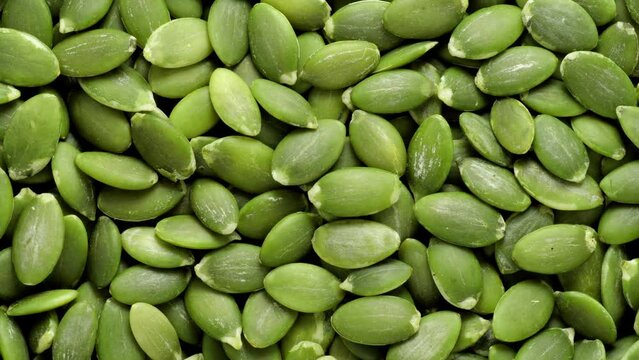 Pumpkin seeds green hull-less to nibble
