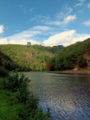 Blick auf die Saar bei Dreisbach vom Haltepunkt der Fähre Welles in der Nähe der Saarschleife...