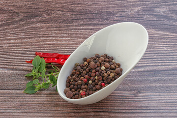 Red, black, yellow pepper mix