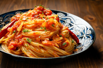 トマトとニンニクのスパゲティ