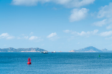 Obraz premium Navigation buoy on water surface