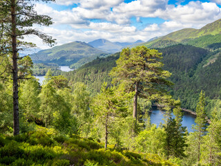 Loch beinn a mheadhoin glen affric, Scotland