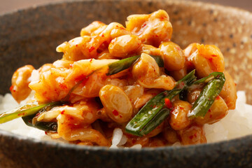 納豆キムチご飯