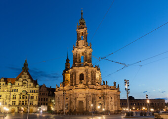 Fototapeta na wymiar Kathedale Sanctissimae Trinitatis in der Dresdener Altstadt