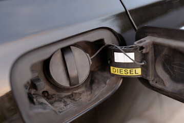 Samochód napędzany paliwem typu Diesel - obrazy, fototapety, plakaty