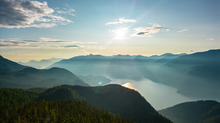 Obraz premium Canadian Mountain Landscape. Fall Season. Aerial Nature Background.