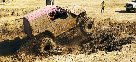 offroad cars on the track © mehizm