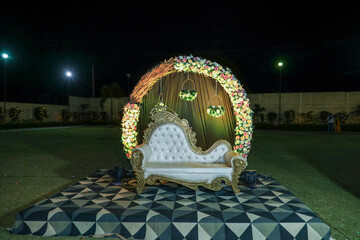 The Beautiful Decorations cultural program, Wedding Decorations, props, candlelight of India