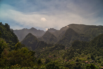 Bergpanorama von den Alpen
