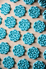 Acupressure mat with turquoise spines