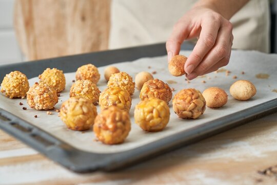Panellets served on tray