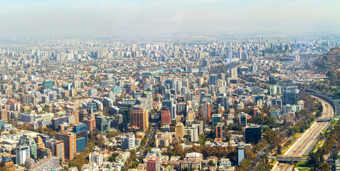 panorâmica dos prédios da cidade de Santiago capital do Chile